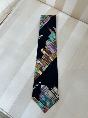 RARE NICOLE MILLER SILK TIE UPTOWN NY 1990 NWOT